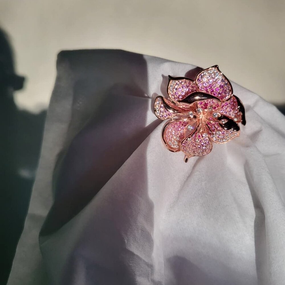 Neiman Marcus  Tropical Hibiscus Pink Silver Gemstone Flower Ring - Picture 2 of 3